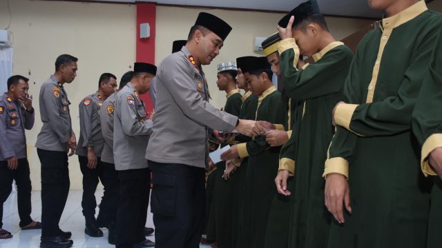 Silaturahmi dan Santunan, Polres Bulukumba Hadirkan Senyum Anak Panti