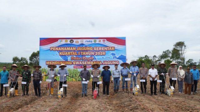 Polres Kutim Bersama Petani Bengalon Tanam Jagung 5 Hektare, Dukung Program Asta Cita Presiden