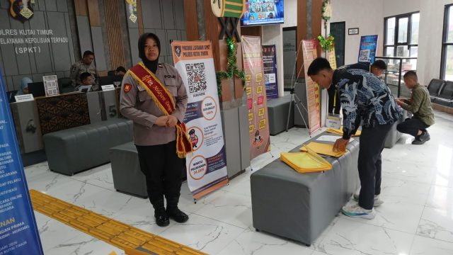 Polwan SPKT Polres Kutim Siaga Memberikan Pelayanan Kepada Masyarakat, Kapolres: Pelayanan Humanis Jadi Prioritas