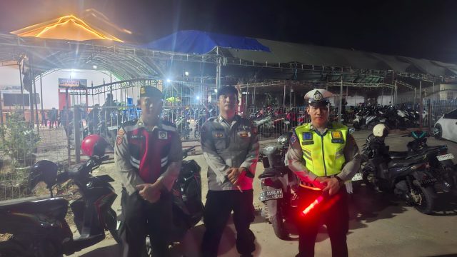 Polisi Siaga Amankan Ibadah Paskah di Gereja Toraja Jemaat Prima Sangatta