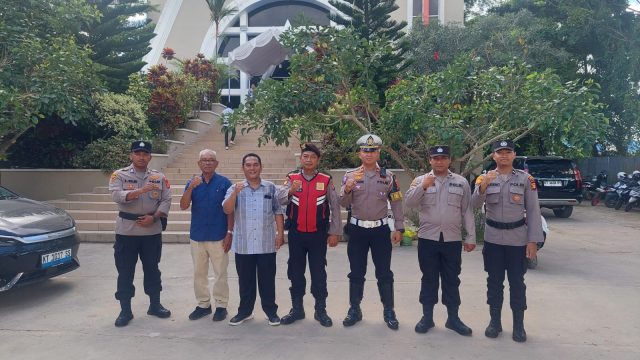 Di Balik Khidmatnya Ibadah Paskah, Polisi Pastikan Umat Beribadah dengan Aman dan Nyaman