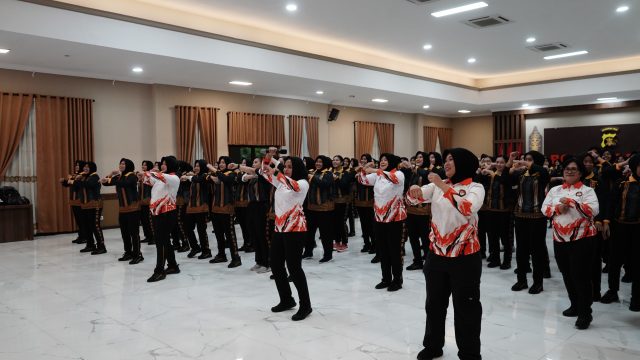 Tingkatkan Kemampuan Personel, Polwan Polda Kaltim Ikuti Pelatihan Perception Training Skill